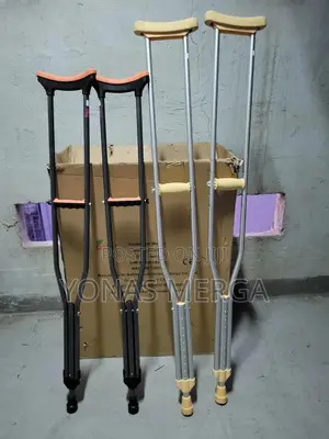Adult Crutches: Constructed From Anodized Aluminum፪crutches