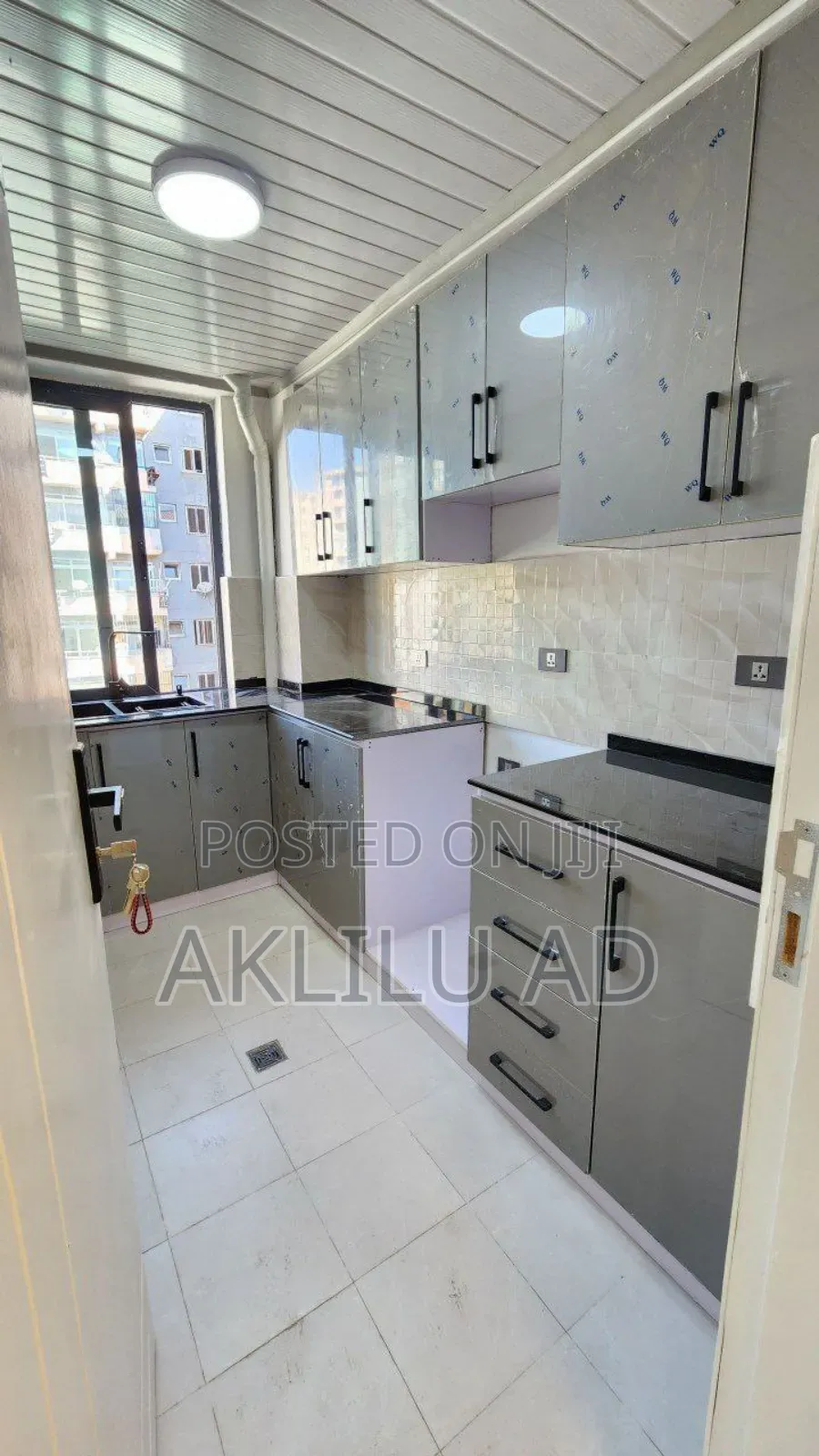 Furnished 2bdrm Condo in Bole Ayat for sale