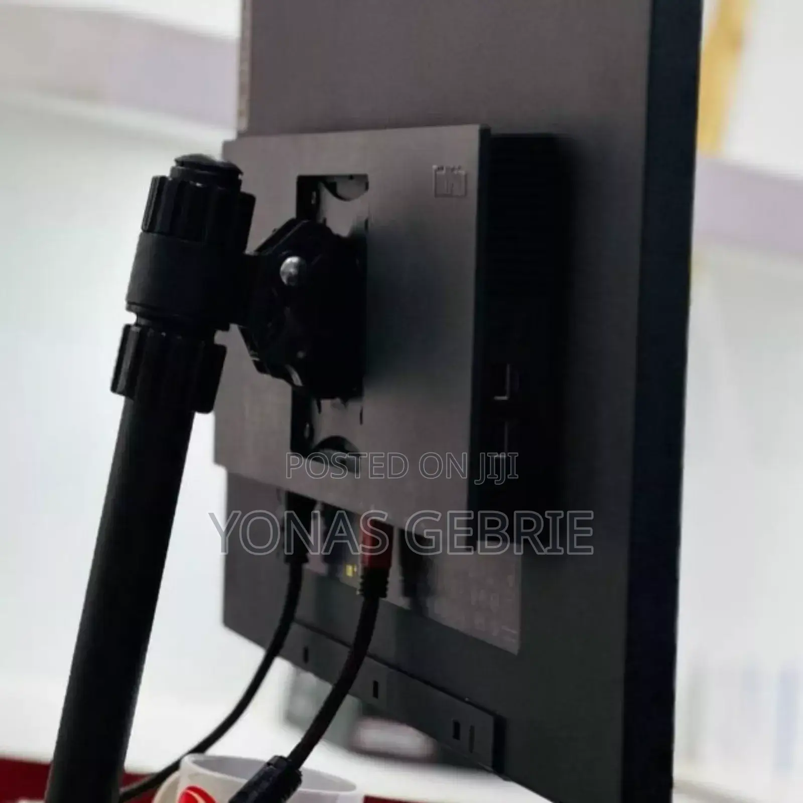 Fremless Monitor