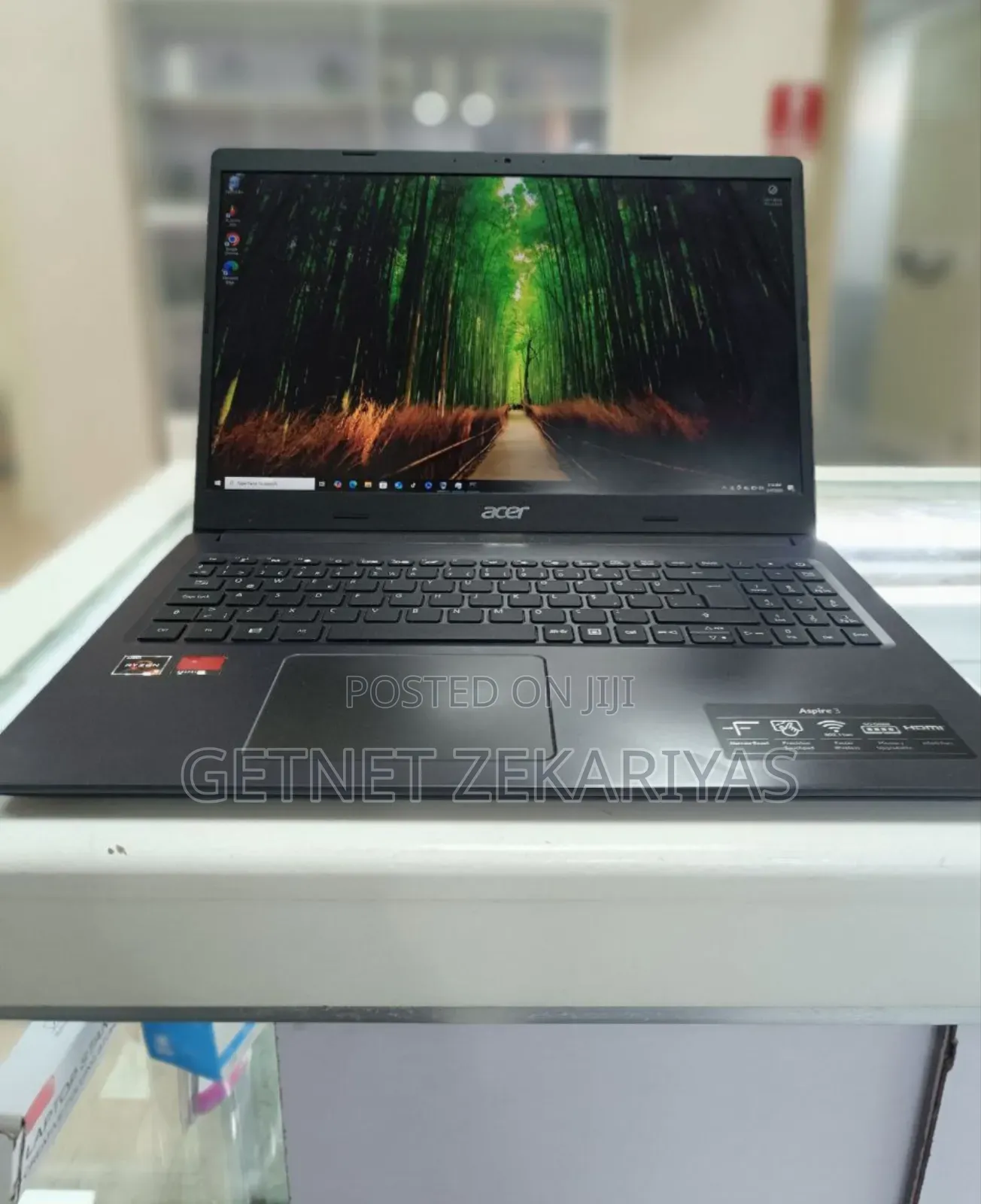 New Laptop Acer Aspire 3 4GB AMD Ryzen 3 SSD 256GB