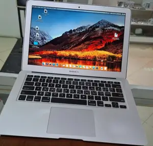 New Laptop Apple MacBook 2015 4GB Intel Core I5 SSD 256GB