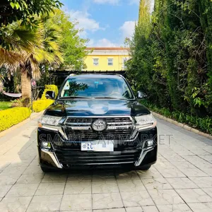Toyota Land Cruiser 2014 Black