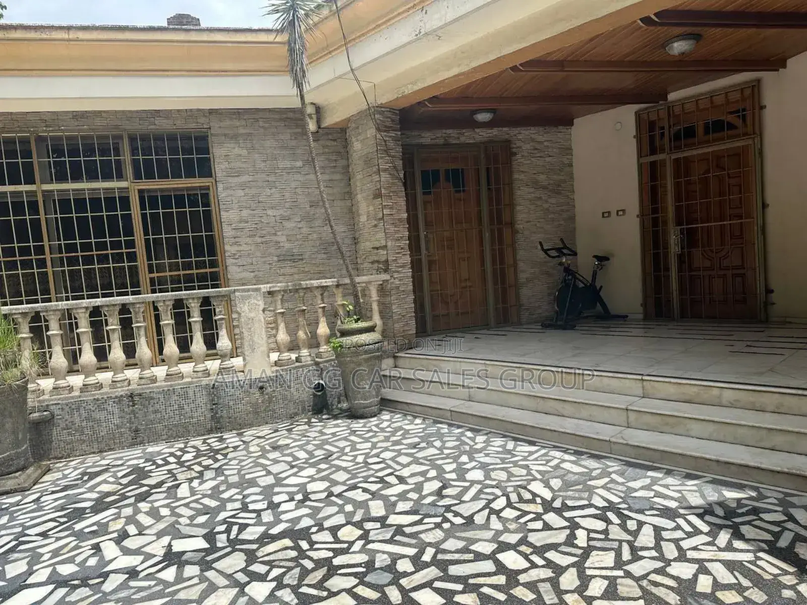Furnished 6bdrm Apartment in Villa, Yeka for sale