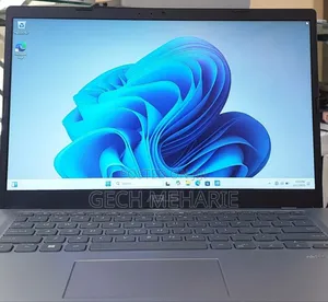 New Laptop Asus VivoBook 15 X505BA 8GB Intel Core I3 SSD 256GB