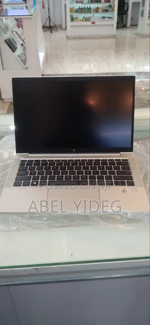 New Laptop HP EliteBook 830 16GB Intel Core I7 SSD 512GB