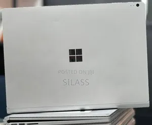 New Laptop Microsoft Surface 8GB Intel Core I5 SSD 256GB