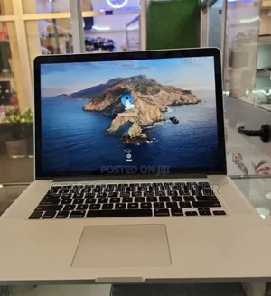 New Laptop Apple MacBook Pro 2015 16GB Intel Core I7 SSD 512GB