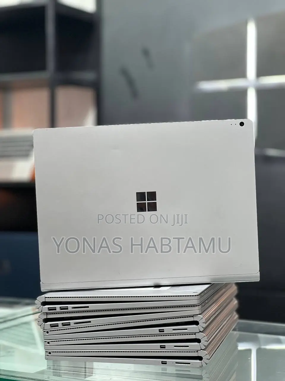 New Laptop Microsoft Surface 8GB Intel Core I5 SSD 256GB