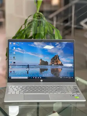 New Laptop HP Pavilion 10 8GB Intel Core I5 SSD 512GB