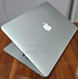 New Laptop Apple MacBook Air 2017 8GB Intel Core I5 SSD 128GB