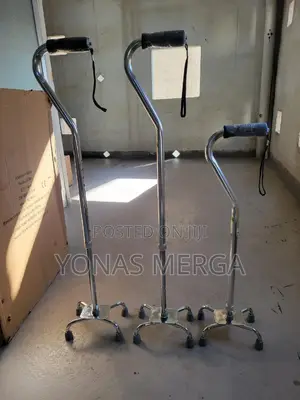 Walking Stick፭€Cane¥፱four-Legged Base Offers a Wider Stance