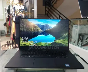 New Laptop Dell Precision 5520 18GB Intel Core I7 SSD 512GB