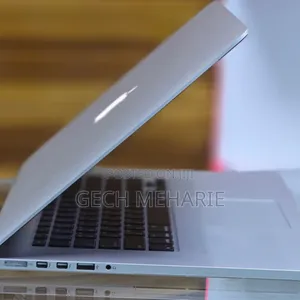 New Laptop Apple MacBook Pro 2015 16GB Intel Core I7 SSD 512GB