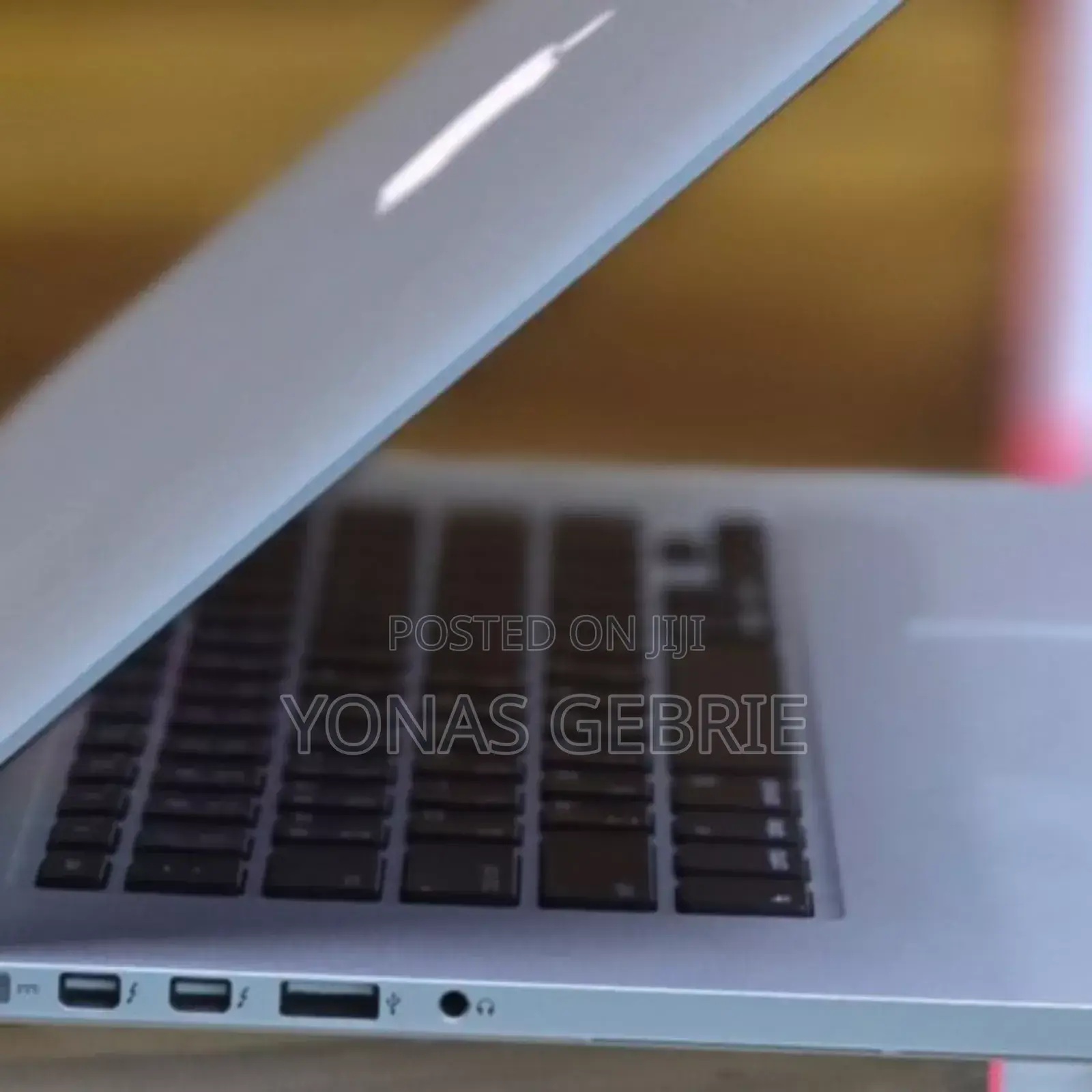 New Laptop Apple MacBook Pro 2015 16GB Intel Core i7 SSD 512GB