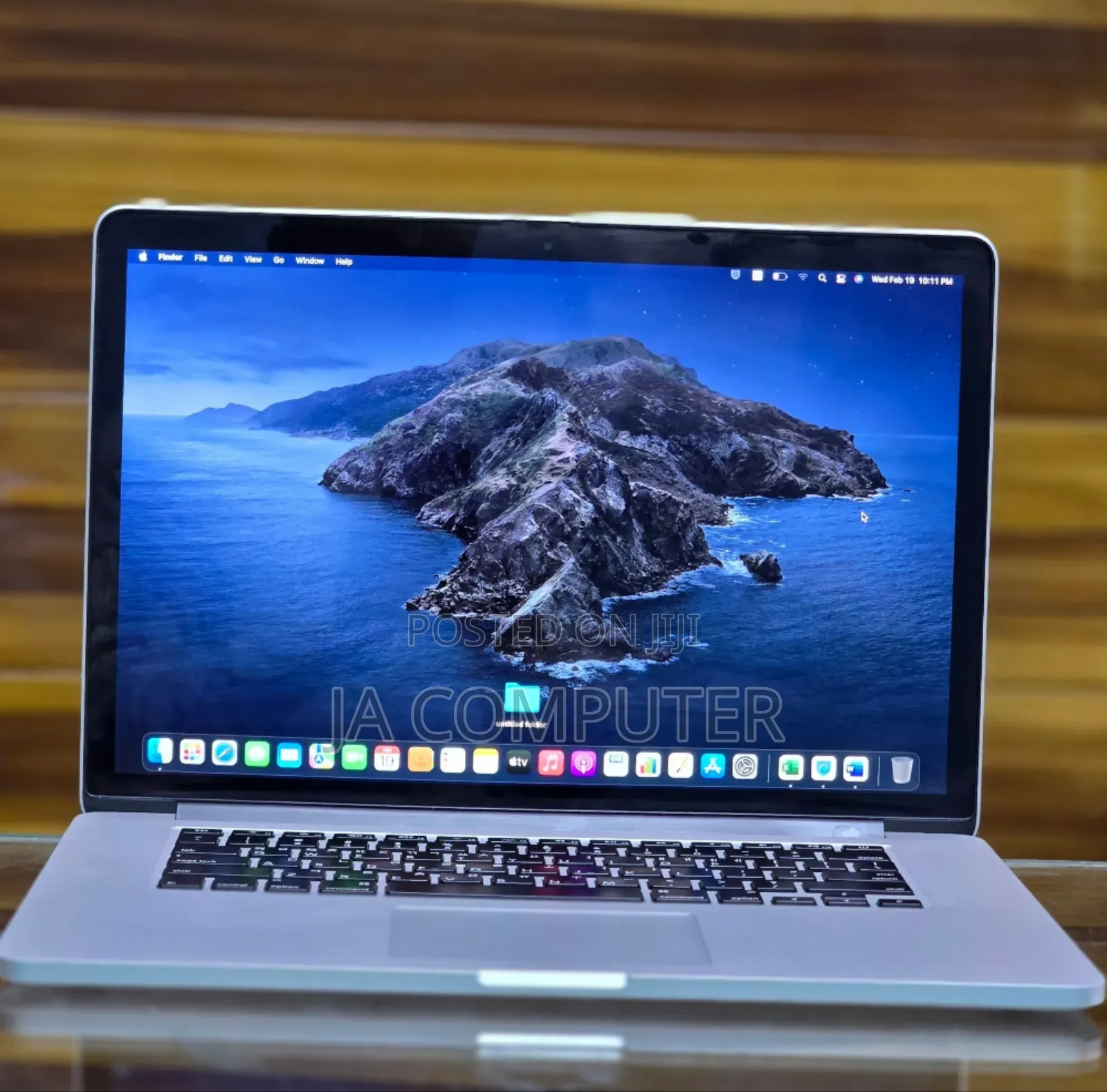 New Laptop Apple MacBook Pro 2015 16GB Intel Core I7 SSD 512GB
