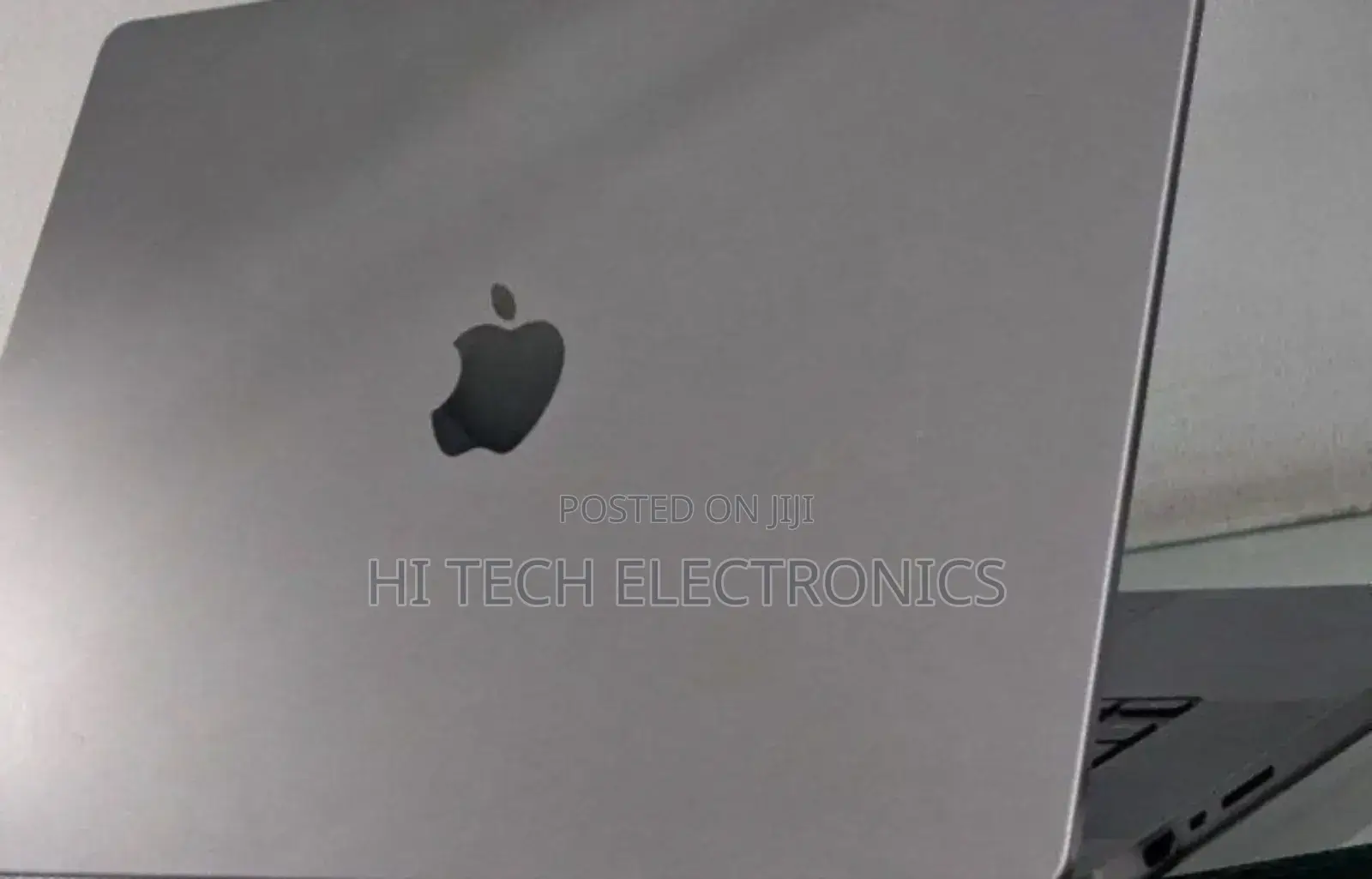 New Laptop Apple MacBook Pro M1 16GB Apple M1 Pro SSD 1T