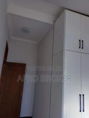 Furnished 3bdrm Villa in Total, Akaky Kaliti for sale