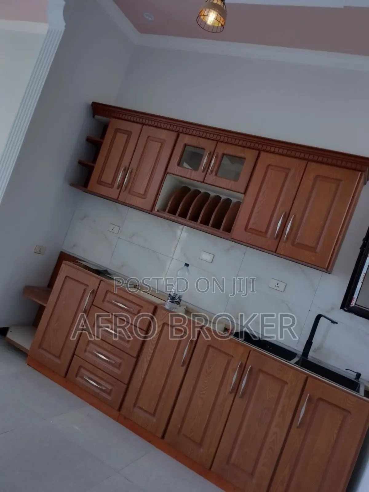 Furnished 3bdrm Villa in Total, Akaky Kaliti for sale