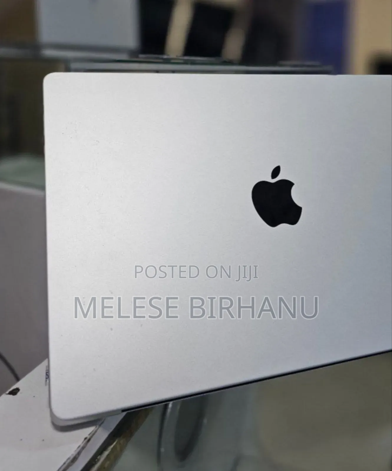 New Laptop Apple MacBook Pro 8GB Apple M3 Pro SSD 512GB