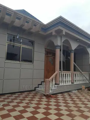 Furnished 5bdrm Villa in አአ, Bole for Sale