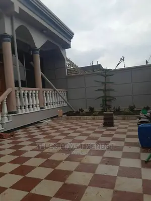 Furnished 5bdrm Villa in አአ, Bole for Sale