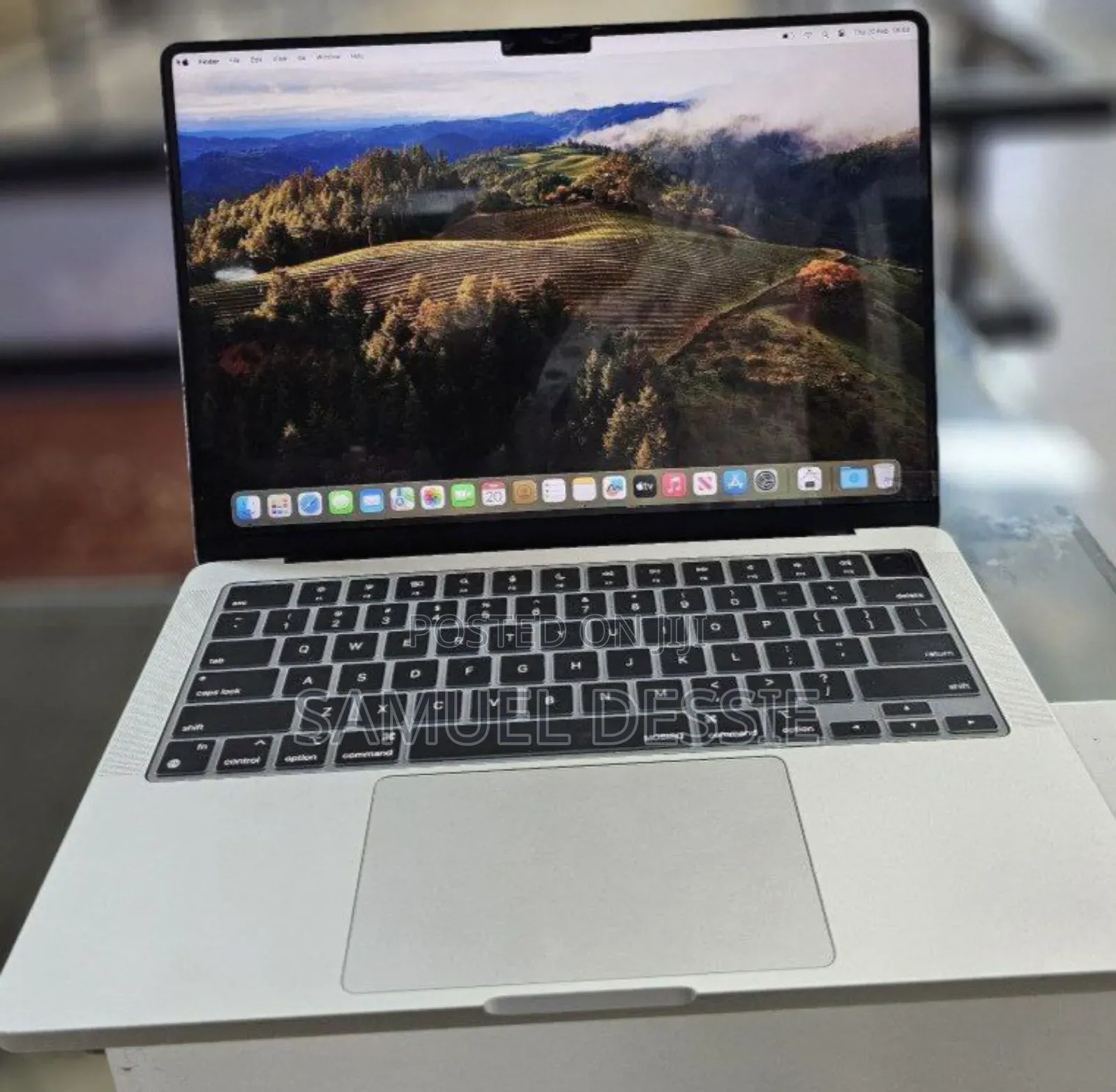 New Apple MacBook Pro 2023 M3 14-Inch 8GB Apple M3 Pro SSD 512GB
