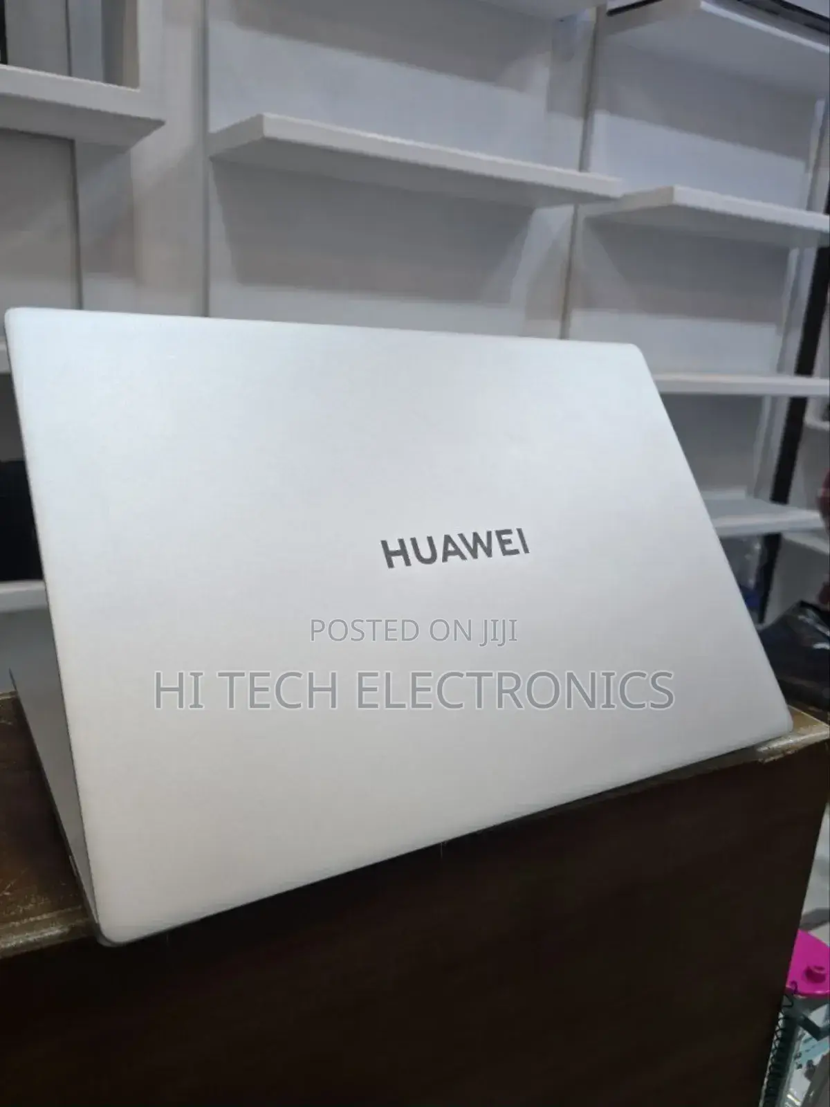 New Laptop Huawei MateBook HZ-W19 16GB Intel Core I7 SSD 512GB
