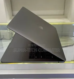 New Laptop Apple MacBook Pro 2015 8GB Intel Core I5 SSD 500GB