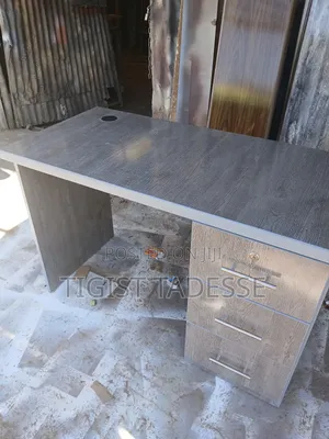 Computer Table 60*120cm ለቢሮ በብዛትና በጥራት እንሠራለን