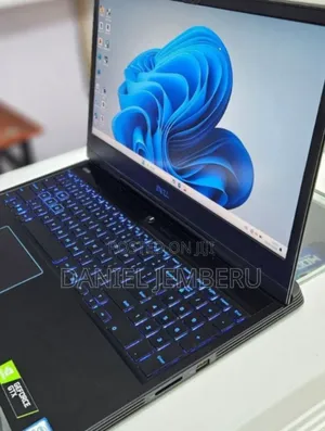New Laptop Dell Latitude 5590 16GB Intel Core I7 SSD 512GB