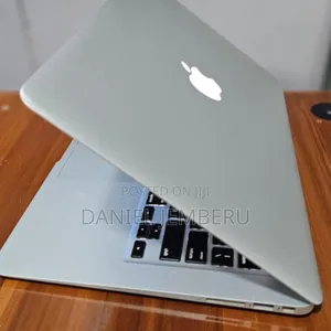 New Laptop Apple MacBook Air 2017 8GB Intel Core I5 SSD 128GB