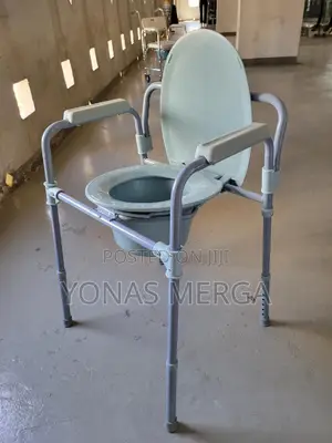 Commode Chair፬耛ባለፖፖ ቼርstability With Armrests and a Backrest