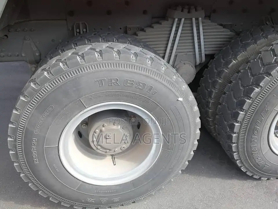 Sino Shower Truck 2024 Model ( 70/30%Bank )
