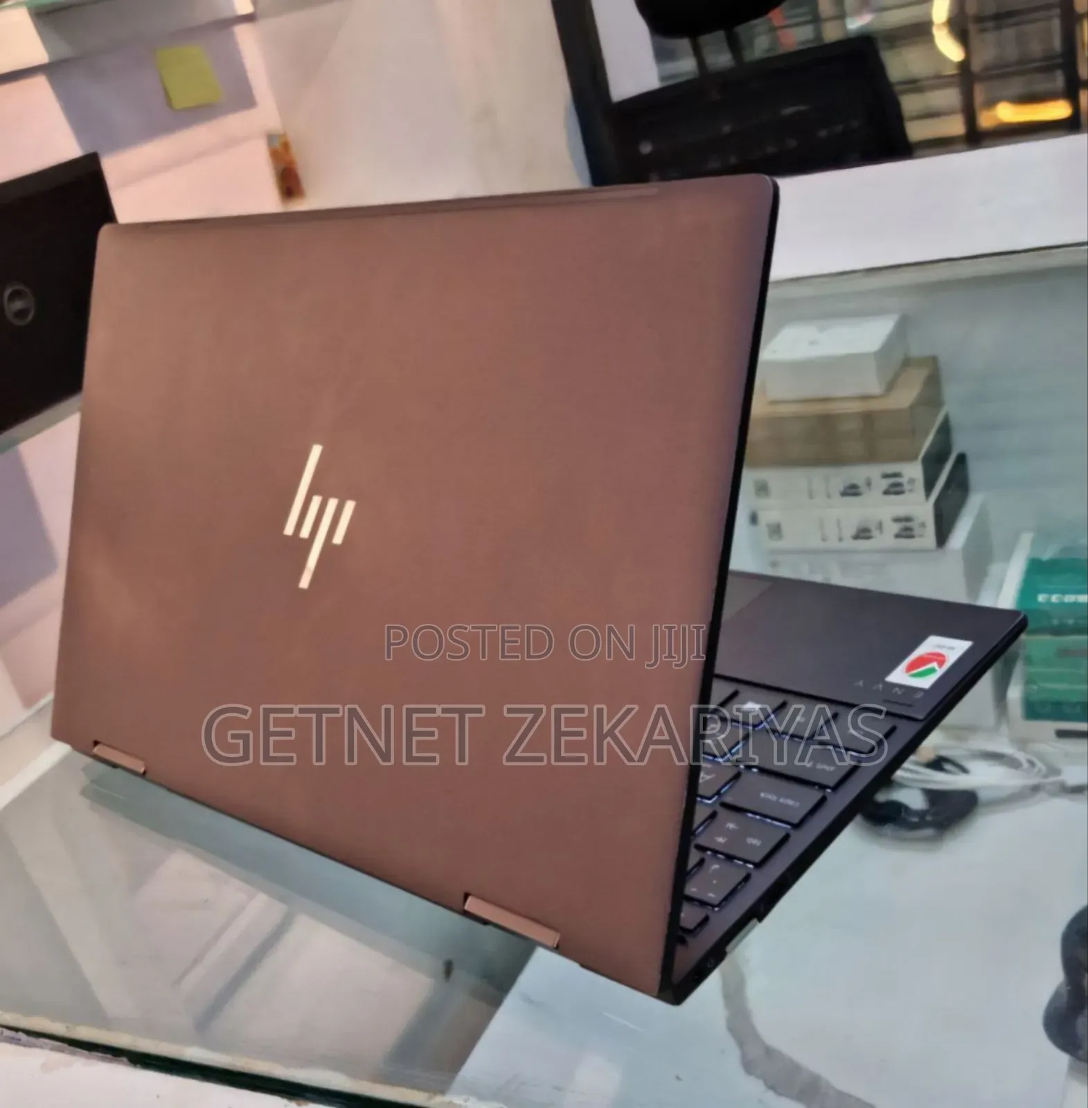 New Laptop HP Envy X360 8GB Intel Core I7 SSD 1T