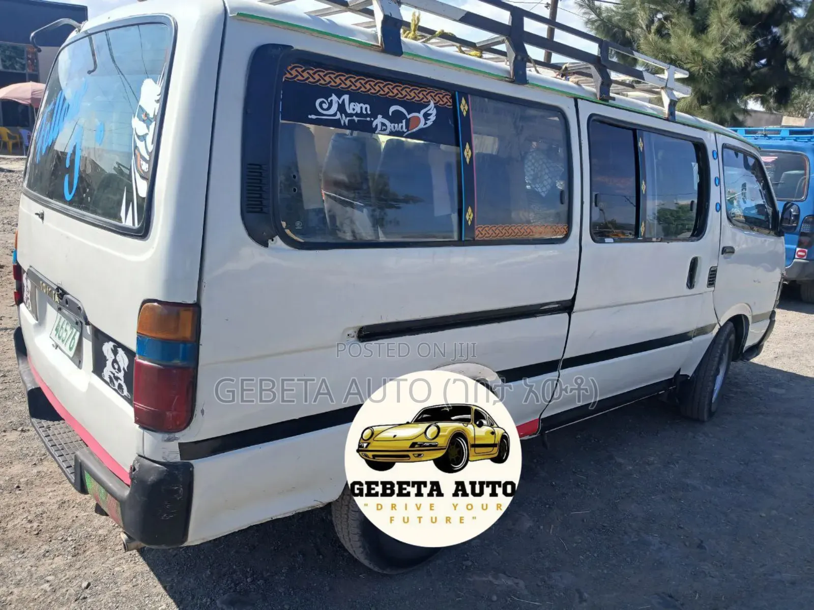 Toyota HiAce 2003 White