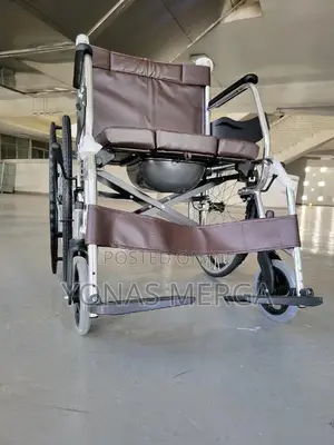 Self-Drive Wheelchair፴太wheelchair Incorporates a Frame,Seat