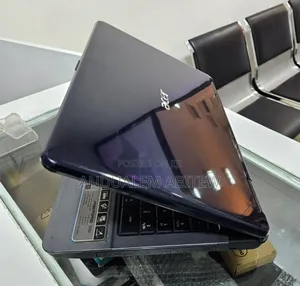 Laptop Acer Aspire VN7-791G 2GB Intel Core 2 Quad HDD 160GB