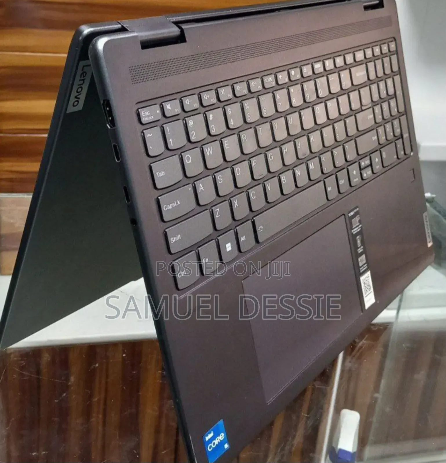 New Laptop Lenovo Yoga 7i 8GB Intel Core I5 SSD 512GB