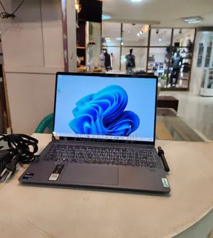 New Laptop Lenovo Yoga 7i 16GB Intel Core I7 SSD 1T