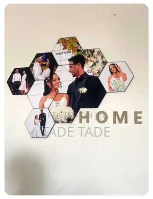 ፍቅር Wall Arts