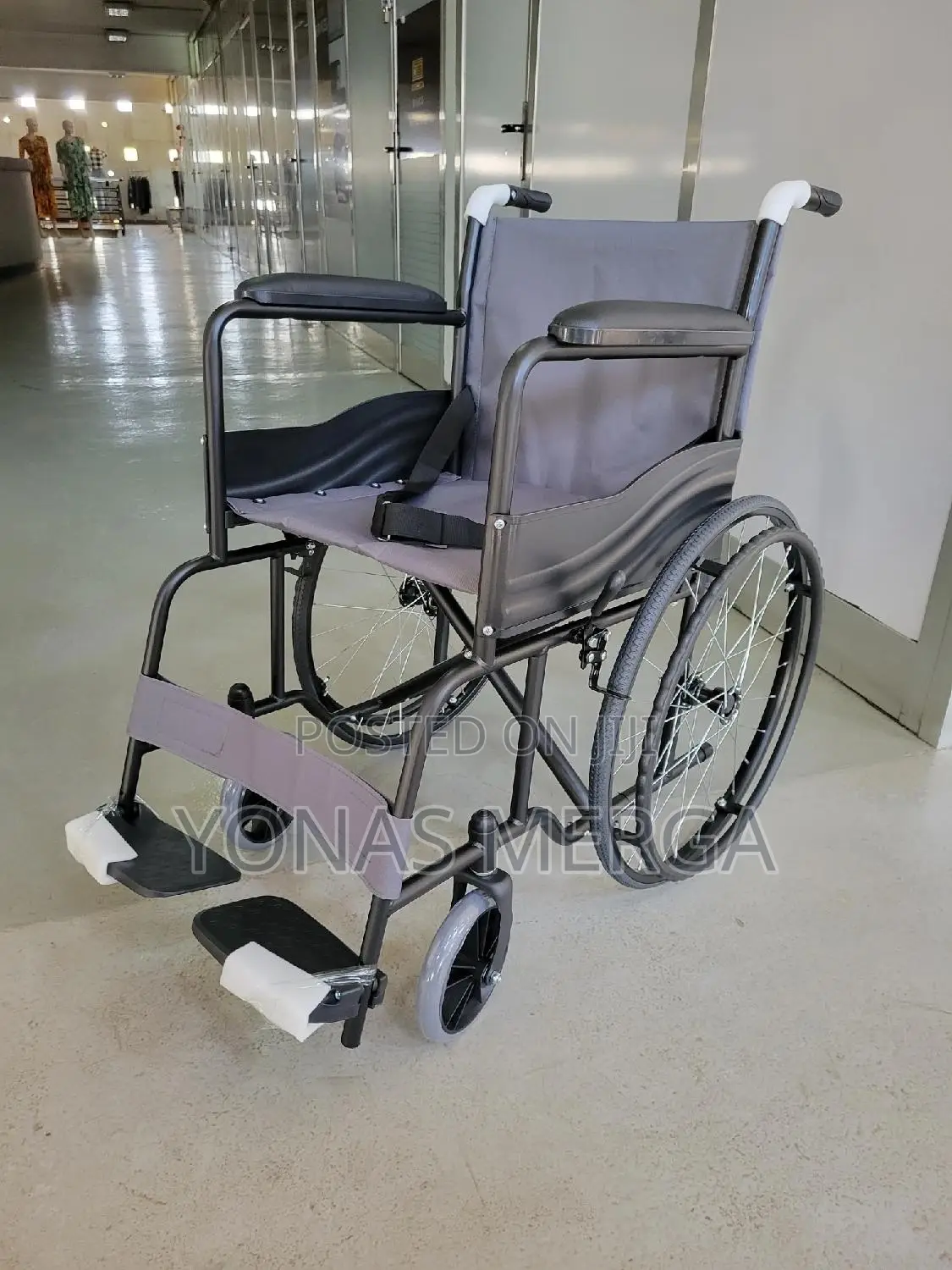 Folding Manual Wheelchair፪早mobility in an Economical Package