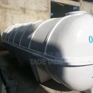 Polar Fiber Water Tanker Roto