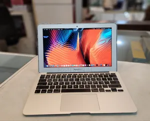 New Laptop Apple MacBook Air 4GB Intel Core I5 SSD 128GB