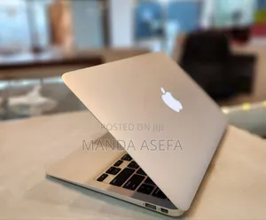 New Laptop Apple MacBook Air 4GB Intel Core I5 SSD 128GB