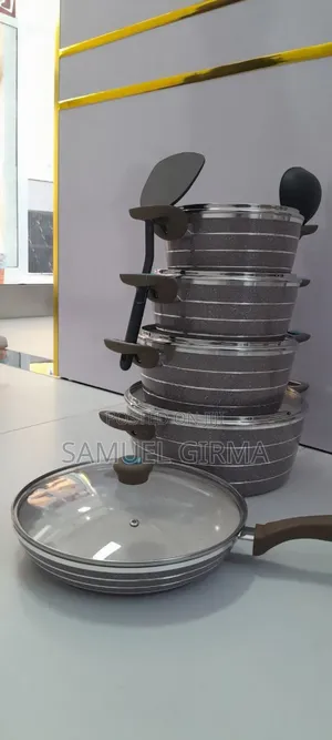 Momcoc Home and 
 Kitchen Cookware
7pcs የሴራሚክ ድስቶች