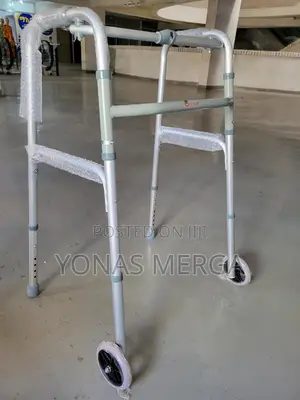 Lightweight Foldable Walker, Model Hs913l፵含walker₩፫walker