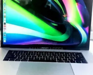 New Laptop Apple MacBook Pro 2019 16GB Intel Core I7 SSD 512GB