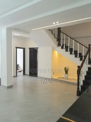 Furnished 7bdrm House in አያት በጥራት የተሰራ 225 ካሬ, Bole for sale