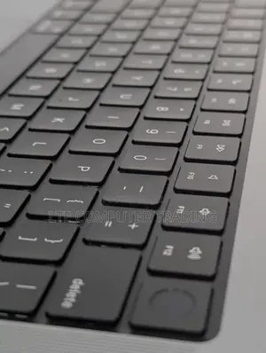 New Laptop Apple MacBook Pro M1 16GB Apple M1 Pro SSD 1T