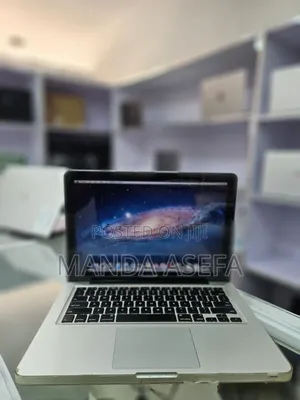 Laptop Apple MacBook Pro 2011 4GB Intel Core I7 HDD 500GB